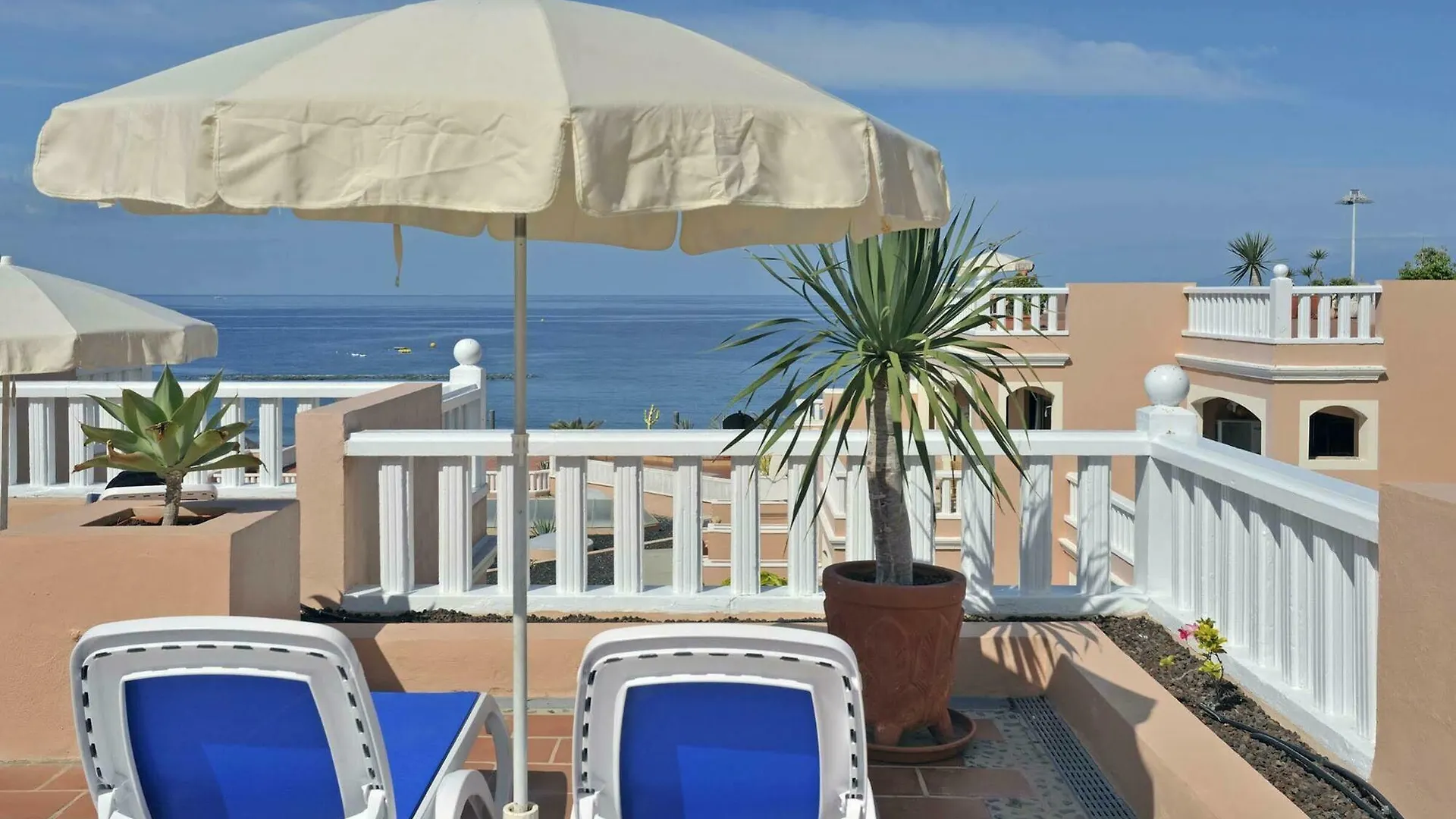 *** Apartahotel Sol Sun Beach Apartamentos Costa Adeje  España